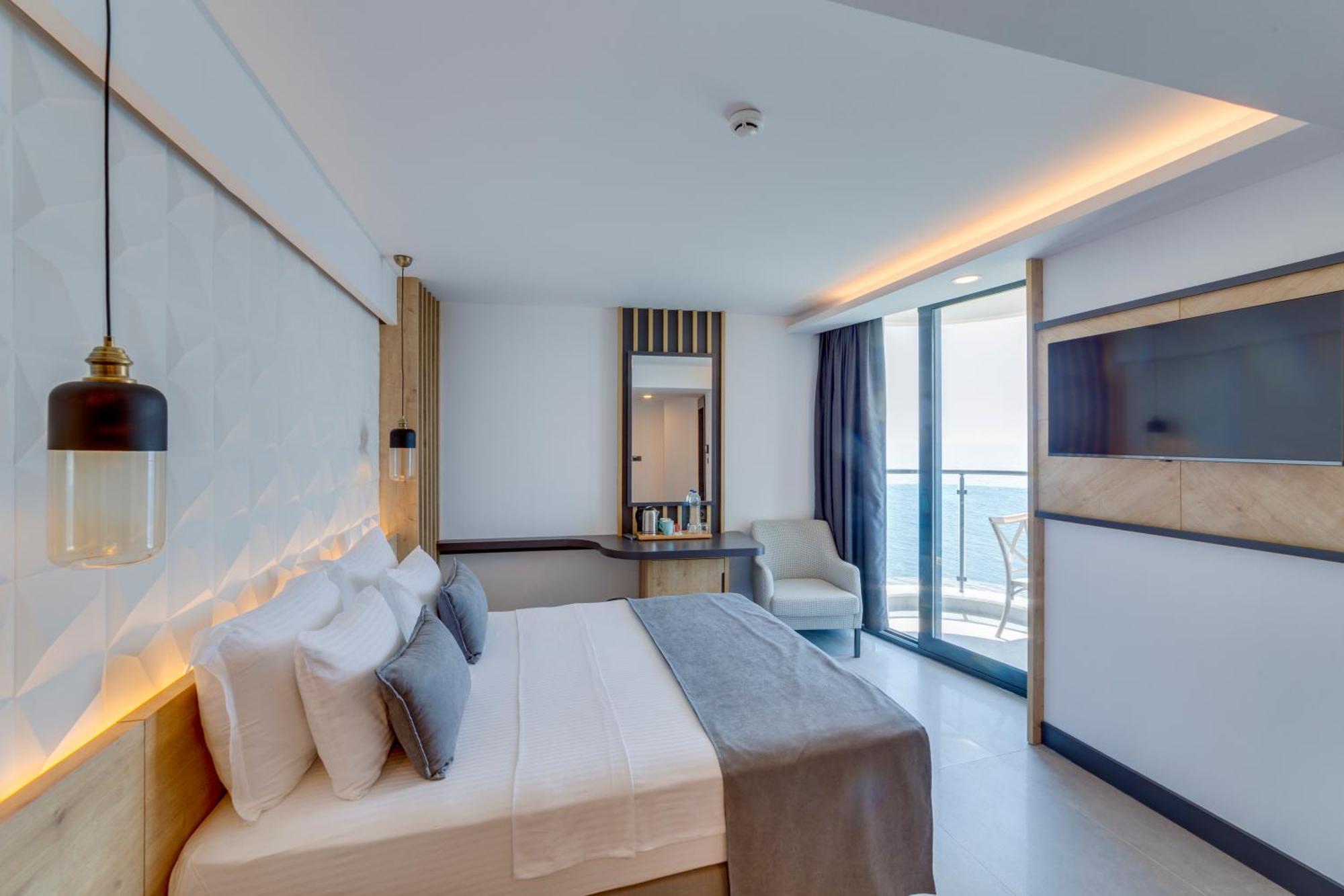 Signature Blue Resort Кушадасы Экстерьер фото